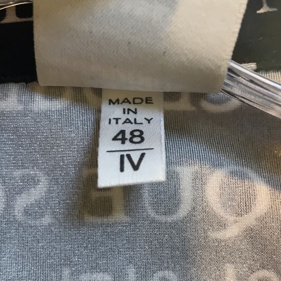 Moschino “I am what I am” Blouse - Picture 5 of 6